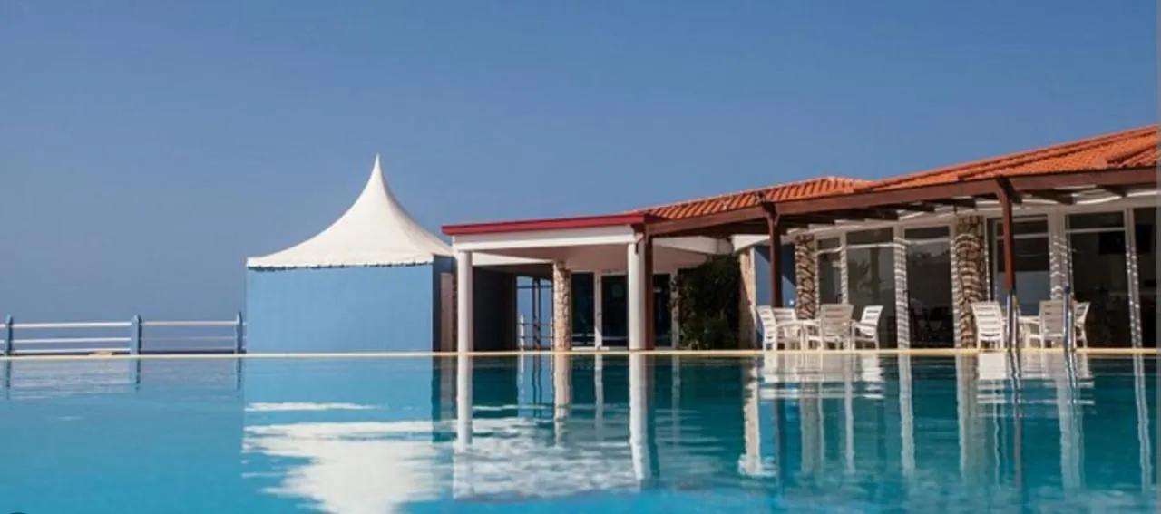 Vakantiehuis Vila Na Magica Baia Da Murdeira Beirona
